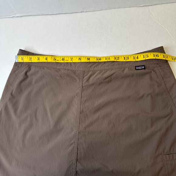 Patagonia Women’s Brown Athletic Skort with Side Button – Size 12 - Picture 12 of 14